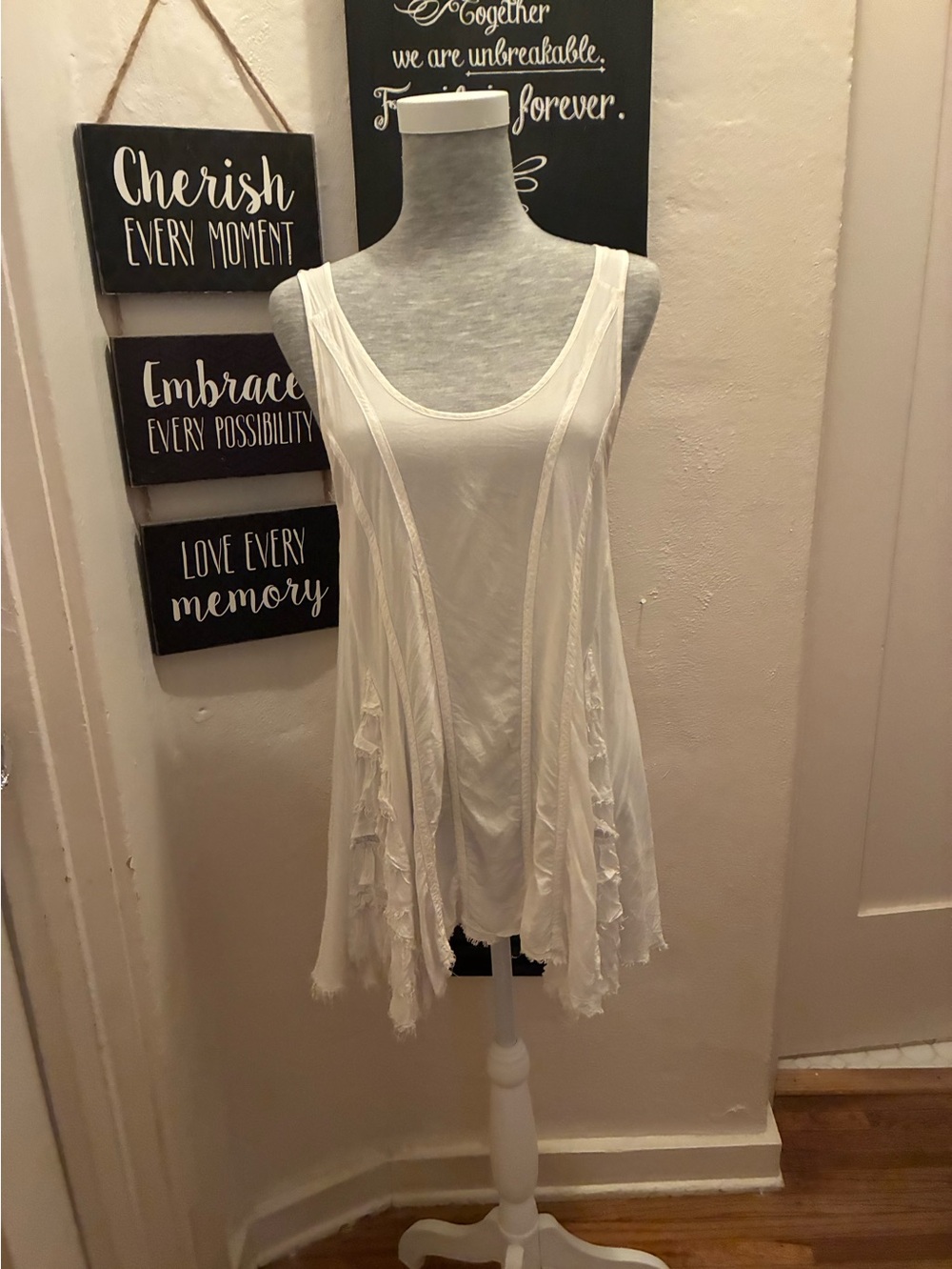 FREE PEOPLE White Sleeveless Layered Ruffle Tank Top🌼